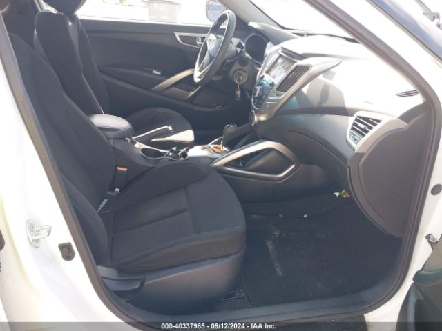 KMHTC6AD1FU237831 Hyundai Veloster