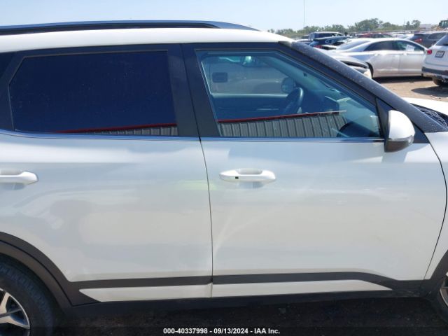 KNDEU2AA9N7260280 KIA SELTOS S
