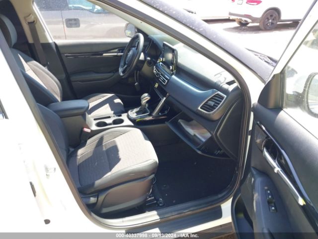 KNDEU2AA9N7260280 KIA SELTOS S