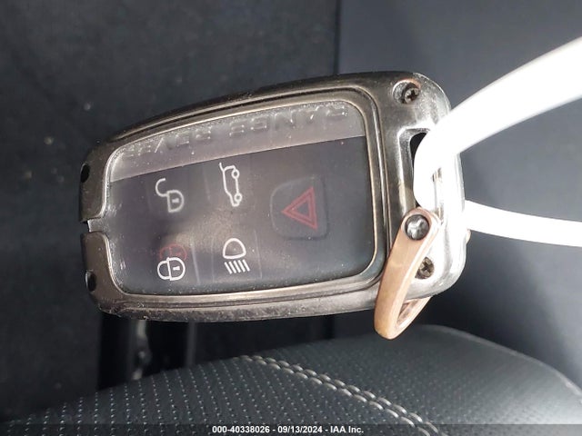 SALYB2FV0LA241639 Land Rover Range Rover Velar P340 S
