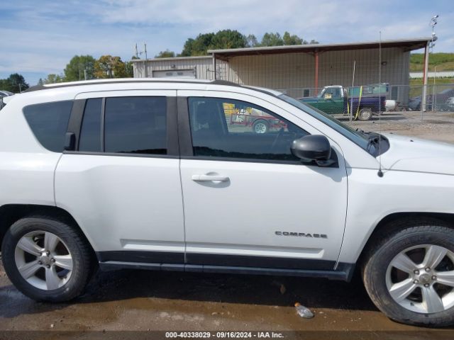1C4NJDBBXGD781069 Jeep Compass Sport