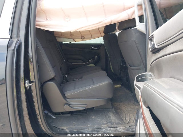 1GKS2FKC7KR121172 GMC Yukon Xl Sle
