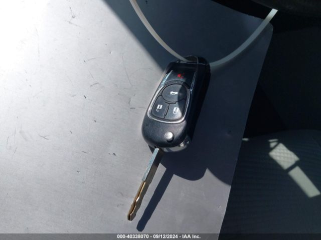 5FNYF3H2XFB008965 Honda PILOT LX