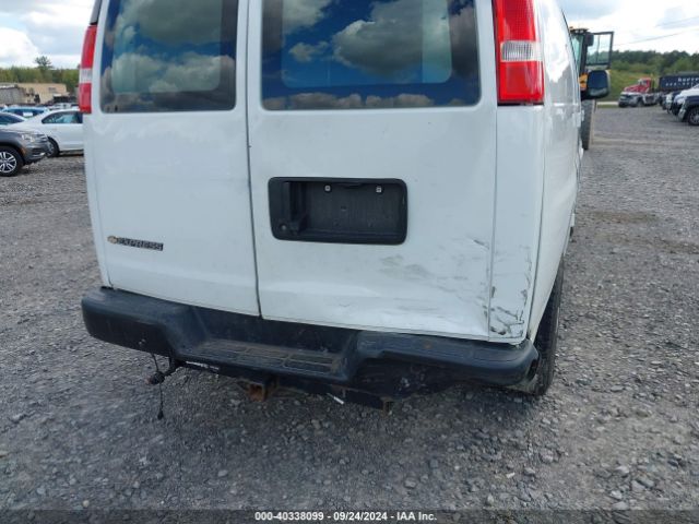 1GCWGAFP6J1337784 Chevrolet Express 2500 Work Van