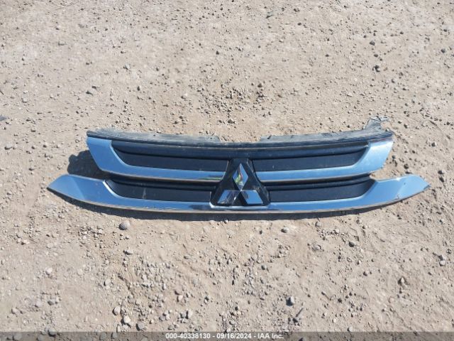 JA4AD3A34JZ030712 Mitsubishi Outlander Le
