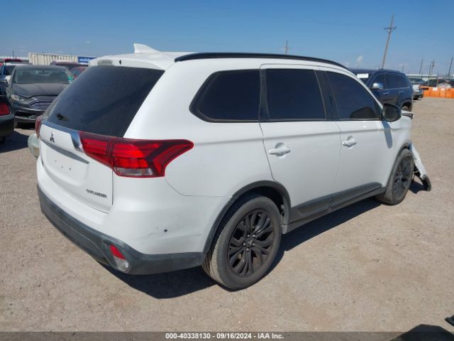 JA4AD3A34JZ030712 Mitsubishi Outlander Le