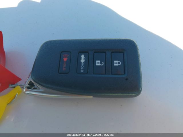 JTHBA1D27H5050592 Lexus IS 200T