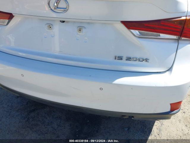 JTHBA1D27H5050592 Lexus IS 200T