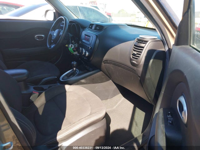 KIA Soul 2016 KNDJN2A22G7318978 Image 5