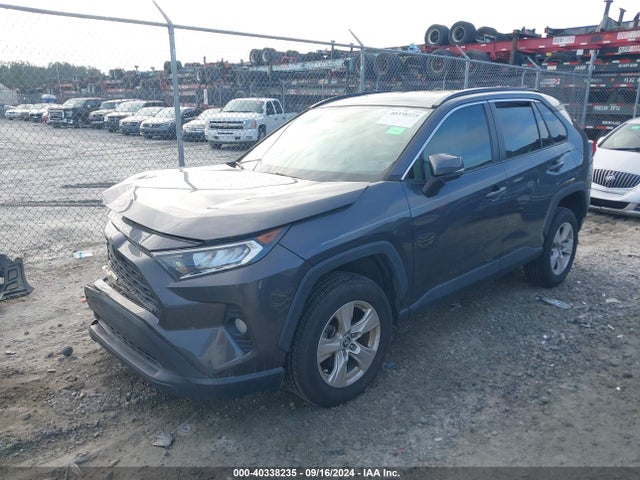 Toyota Rav4 Xle 2020 2T3W1RFV6LW057818 Image 2