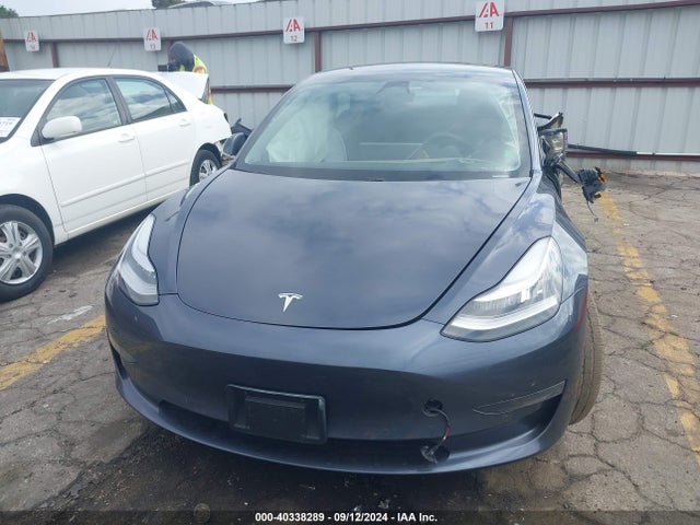5YJ3E1EA9LF705293 Tesla Model 3 Standard Range Plus Rear-wheel Drive/standard Range Rear-wheel Drive