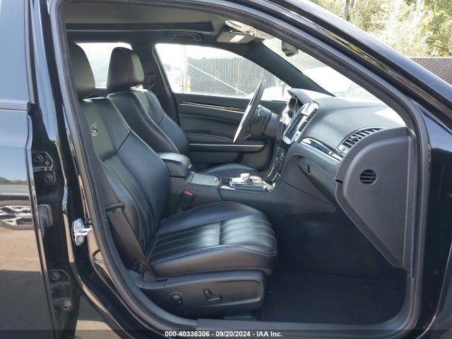 Chrysler 300 S 2022 2C3CCABG3NH236430 Image 5
