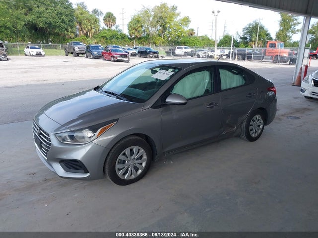 Hyundai ACCENT SE 2022 3KPC24A60NE183755 Image 2