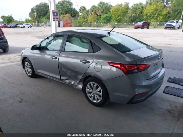 Hyundai ACCENT SE 2022 3KPC24A60NE183755 Image 3