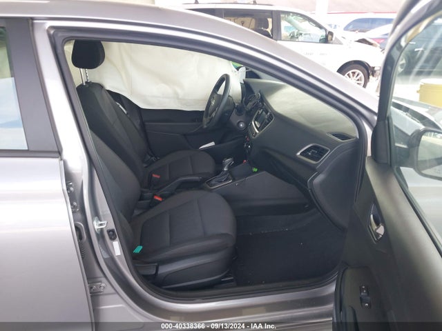 Hyundai ACCENT SE 2022 3KPC24A60NE183755 Image 5