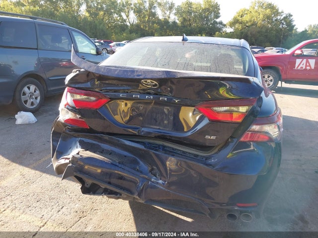 Toyota CAMRY SE 2022 4T1G11AKXNU696914 Image 16