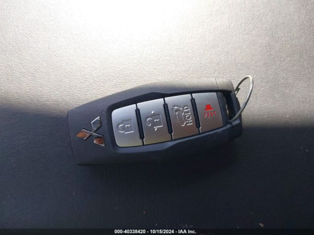 JA4J3WA81RZ020246 Mitsubishi Outlander
