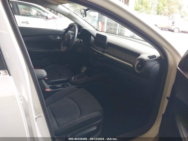 3KPF24AD3KE018337 KIA Forte Lxs