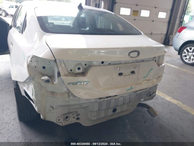 3KPF24AD3KE018337 KIA Forte Lxs