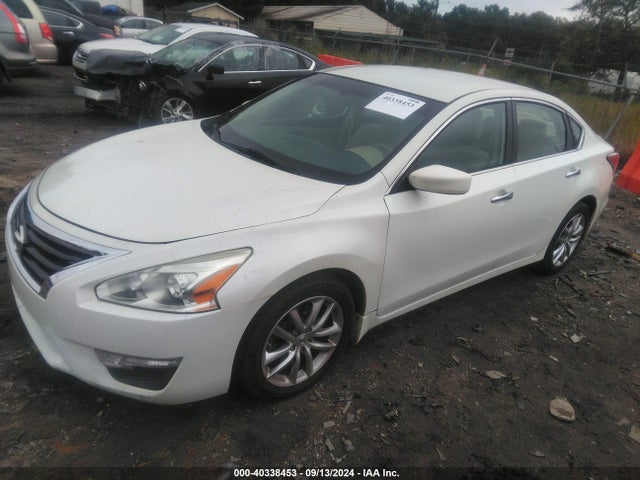 Nissan Altima 2.5 S 2014 1N4AL3APXEN338417 Image 2