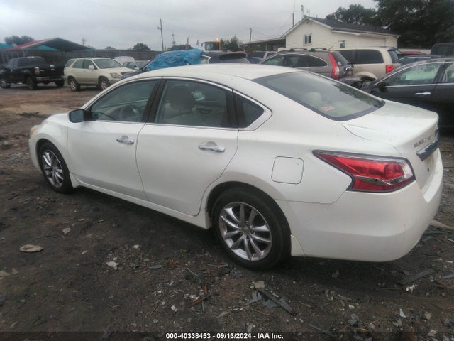 Nissan Altima 2.5 S 2014 1N4AL3APXEN338417 Image 3