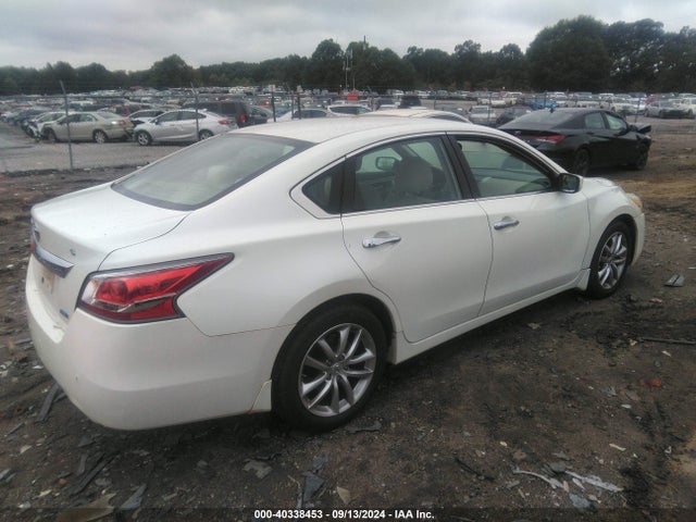 Nissan Altima 2.5 S 2014 1N4AL3APXEN338417 Image 4