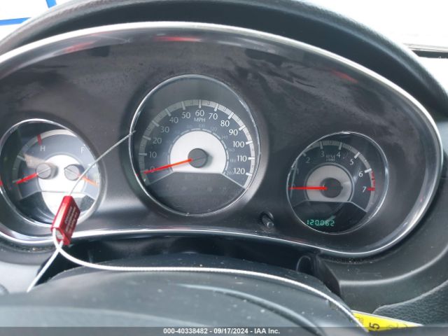 1C3CCBAB3EN121734 Chrysler 200 LX