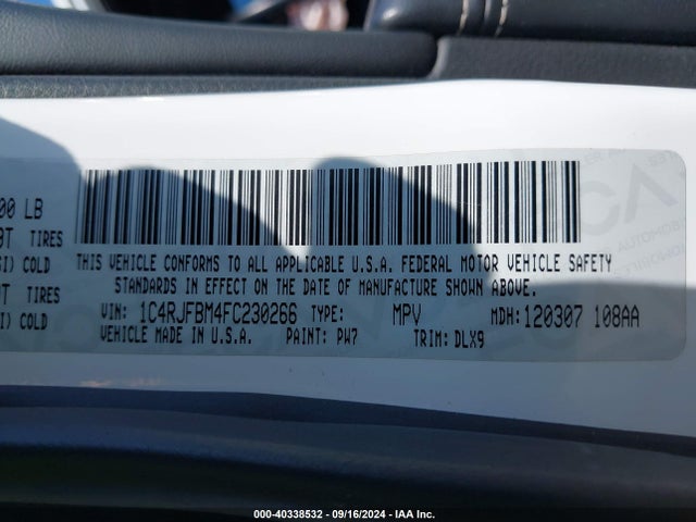 Jeep Grand Cherokee Limited 2015 1C4RJFBM4FC230266 Image 9