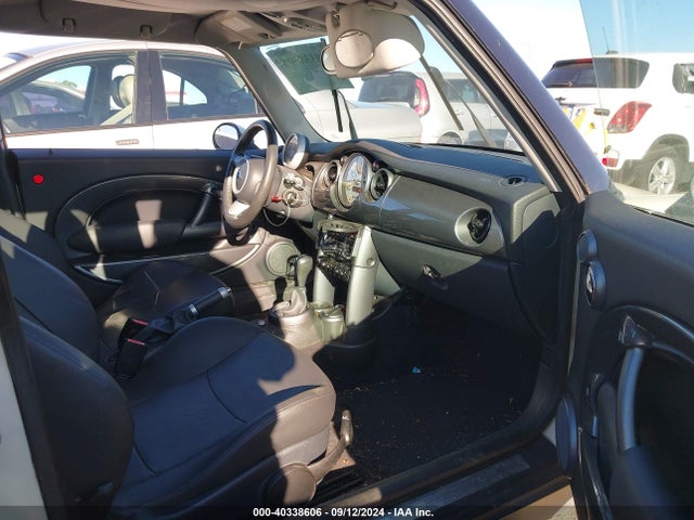 2005 MINI COOPER WMWRC33445TJ67267 Photo 4