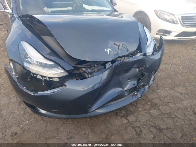 2019 TESLA MODEL 3 5YJ3E1EAXKF397548 Photo 5