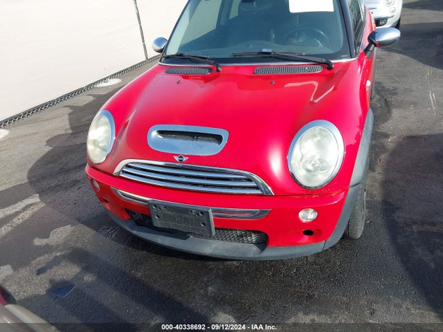 2006 MINI COOPER S WMWRE33596TJ38061 Photo 5
