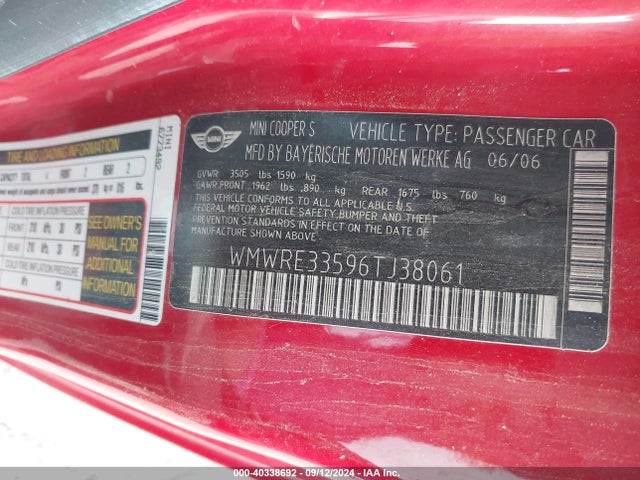 2006 MINI COOPER S WMWRE33596TJ38061 Photo 8