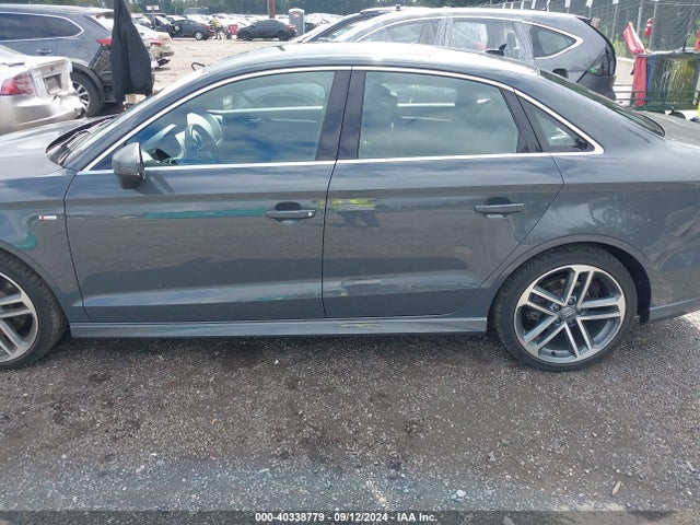 Audi A3 40 Premium 2019 WAUGUGFF2KA102188 Image 14