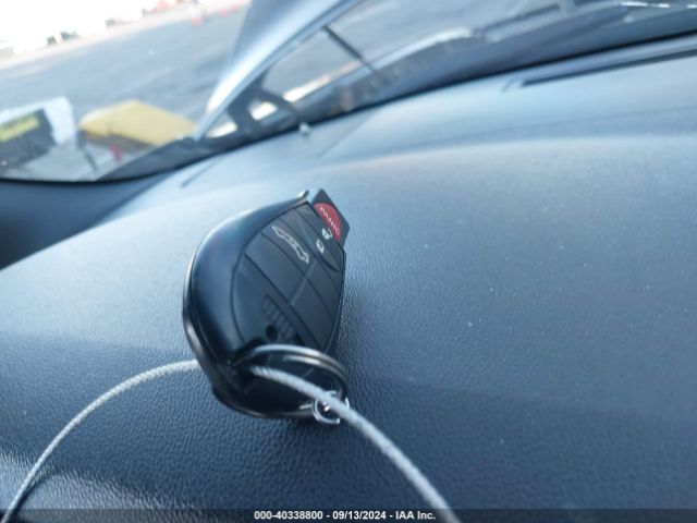 2013 DODGE CHALLENGER 2C3CDYBT9DH561844 Photo 10