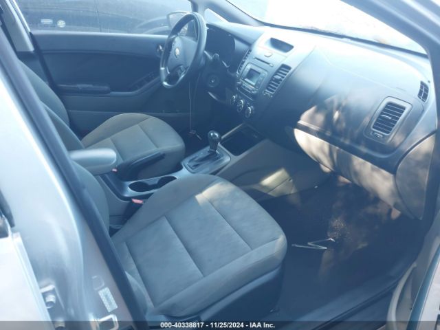 KNAFK4A64F5379057 KIA FORTE LX