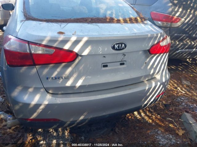 KNAFK4A64F5379057 KIA FORTE LX