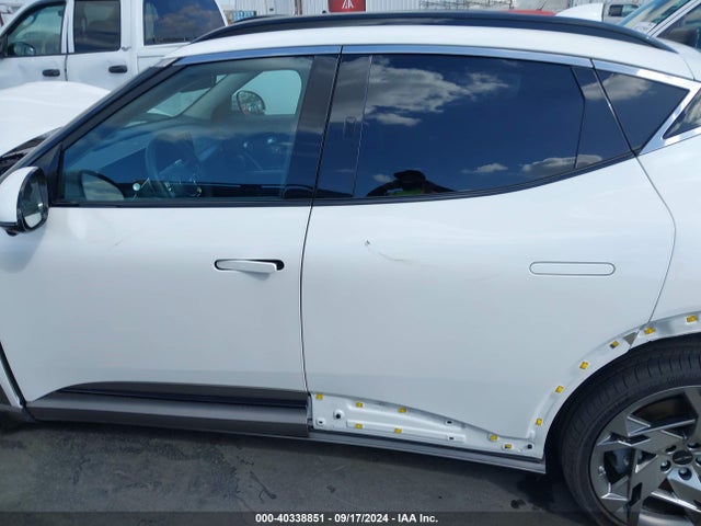 Genesis Gv60 Performance Awd 2023 KMUKEDTB7PU018705 Image 14