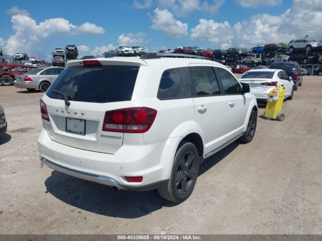 3C4PDCGB2LT263156 Dodge Journey Crossroad