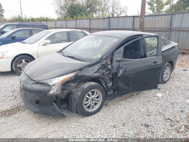 Toyota Prius Two 2016 JTDKBRFU1G3006089 Image 2