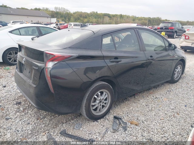 Toyota Prius Two 2016 JTDKBRFU1G3006089 Image 4