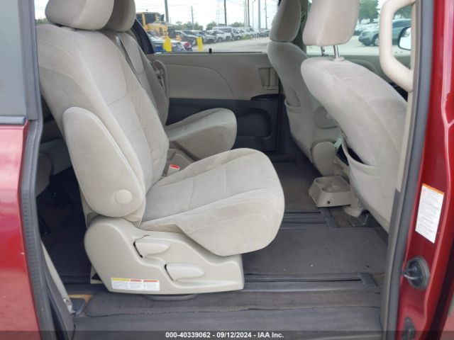 5TDKZ3DC4HS779349 Toyota Sienna Le 8 Passenger