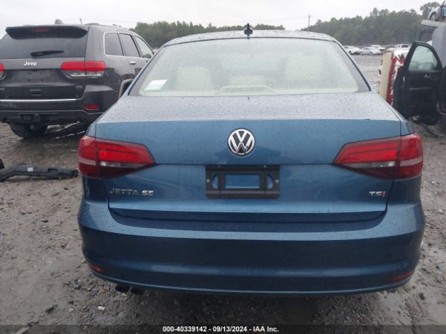 3VWDB7AJ1JM208086 Volkswagen Jetta 1.4t Se/1.4t Wolfsburg Edition