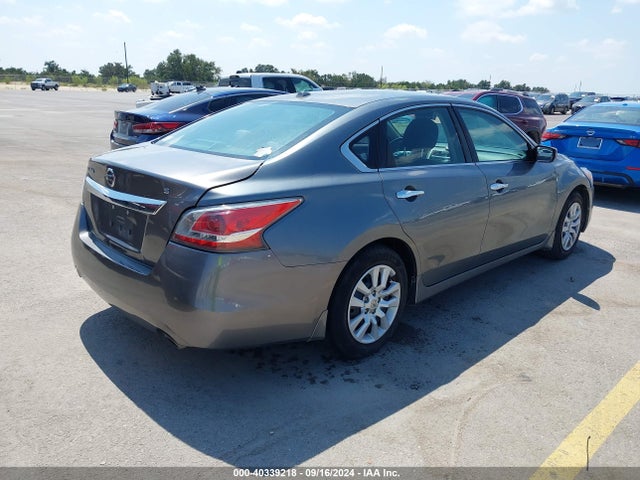 Nissan Altima 2.5 S 2015 1N4AL3AP7FC168238 Image 4