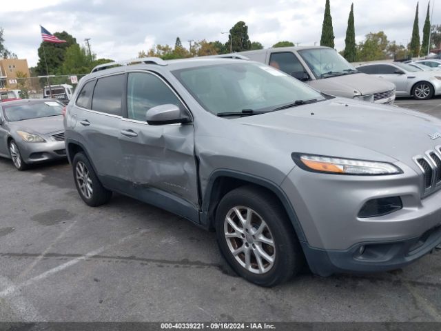 1C4PJLCB5FW655562 Jeep Cherokee Latitude