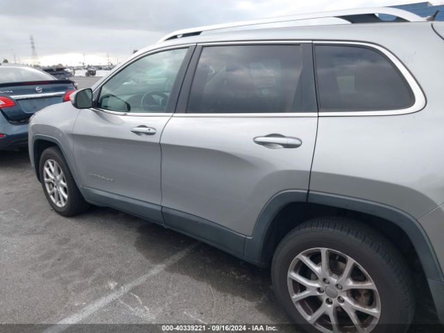 1C4PJLCB5FW655562 Jeep Cherokee Latitude