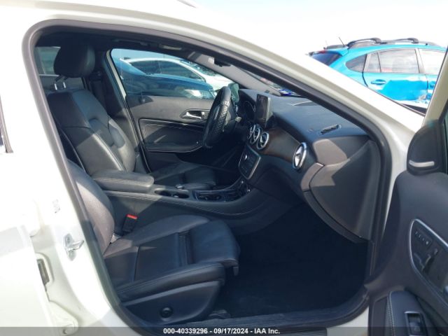 WDCTG4EB1HJ283003 Mercedes-Benz GLA 250