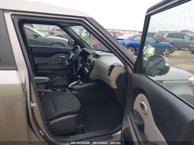 KNDJP3A50E7067417 KIA SOUL +