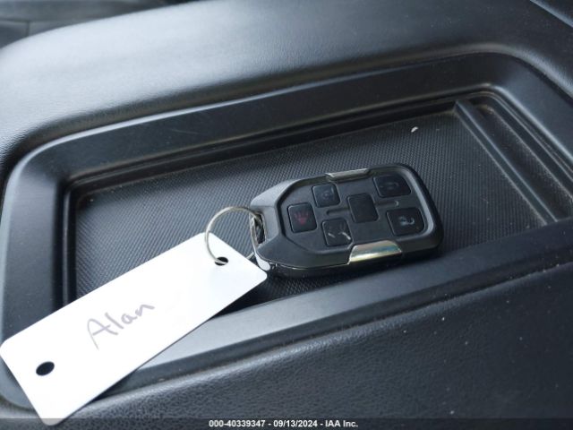 1GKS1GKC3JR348415 GMC Yukon Xl Slt