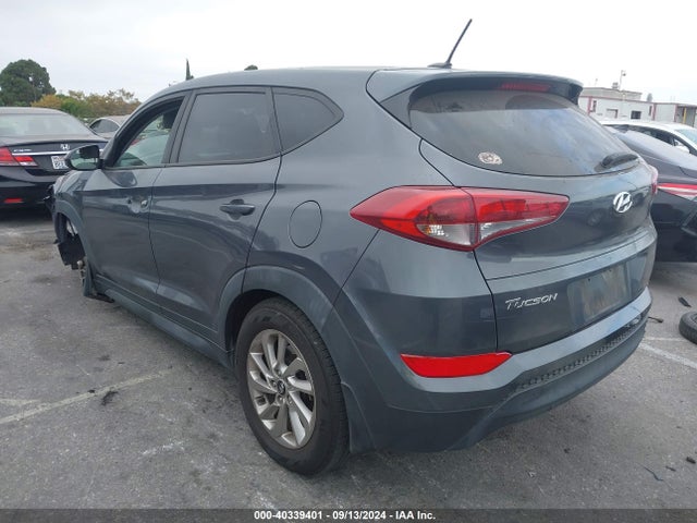 Hyundai TUCSON SE 2017 KM8J23A45HU423108 Image 3
