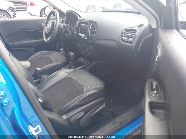 3C4NJCBB9MT510360 Jeep Compass Altitude Fwd